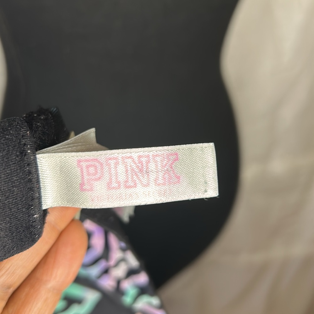 PINK VICTORIA’S SECRET Wear Everywhere blackgreenpink signature bra. Size 36 D. - Picture 7 of 9